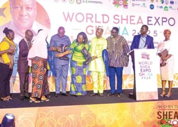 President Mahama donates 20,000 protective equipment to shea collectors