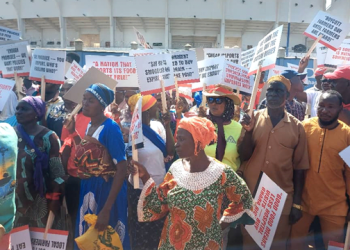 Estimated 1,000,000 metric tonnes of paddy rice stock unsold