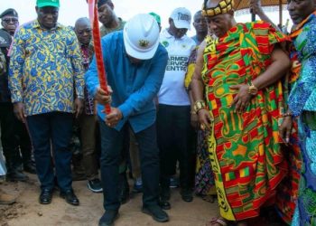 Mahama launches farmer services centre in Afram Plains