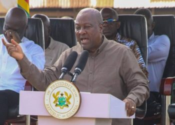 President Mahama cuts sod for Dormaa-Ahenkro’s first 24-hour economy market