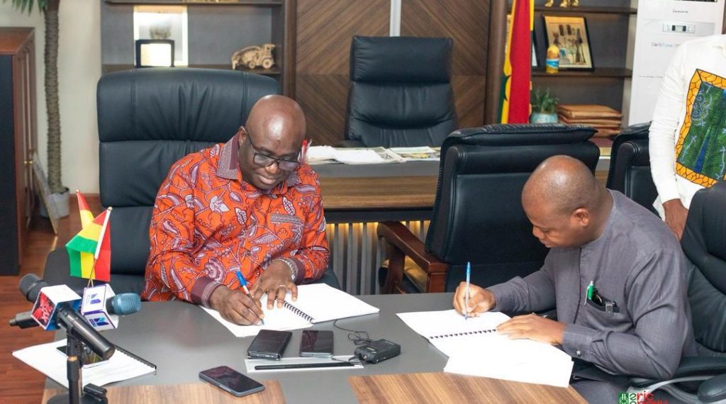 MoFA,FarmMate partner to scale up tomato production