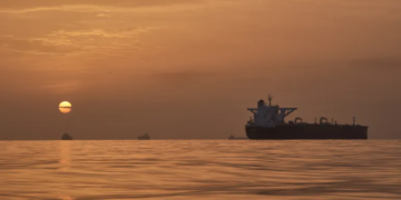 Oil Prices Surge Amid Mixed Signals on US-Iran Peace Talks