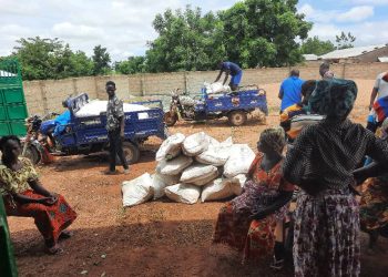 4,000 bags of fertilizer delivered to PFAG members under Feed Ghana Programme