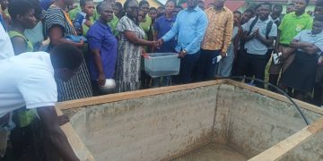 Showbuoy Foundation donates fingerlings, feed and medication to Twifo Hemang SHTS