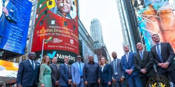 Mahama Rings Closing Bell at  Nasdaq Stock Market ,Assures Ghana is open for business